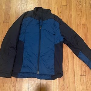 Men’s large LuluLemon winter jacket in blue and navy